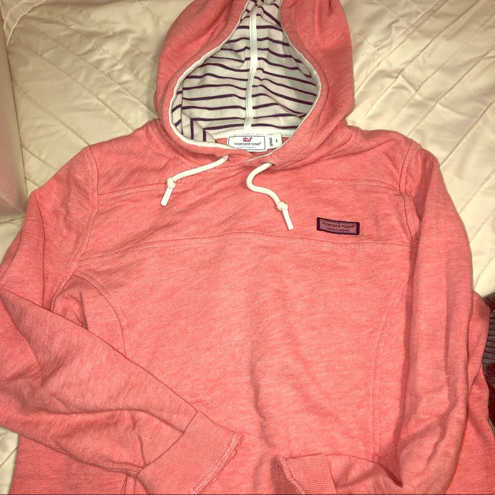 Vineyard Vines Performance Hoodie Like New